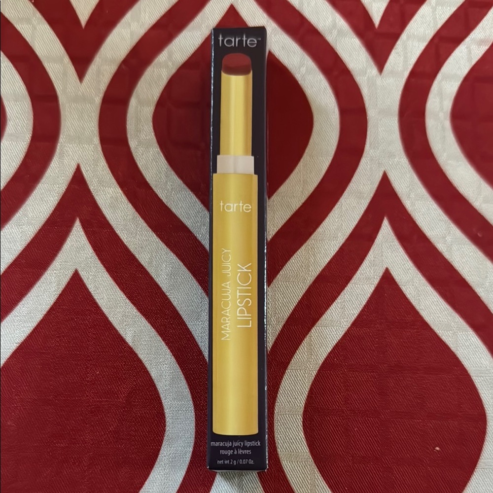 Tarte Maracuja Juicy Lipstick in Cherry (red)